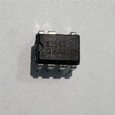 IC napájecího zdroje (8254T)